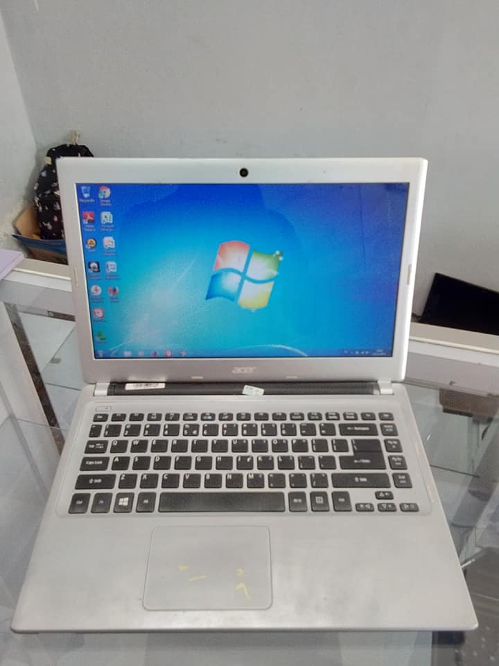 Laptop gaming Laptop Acer V5-431G CORE i5 Gen 3 ivy