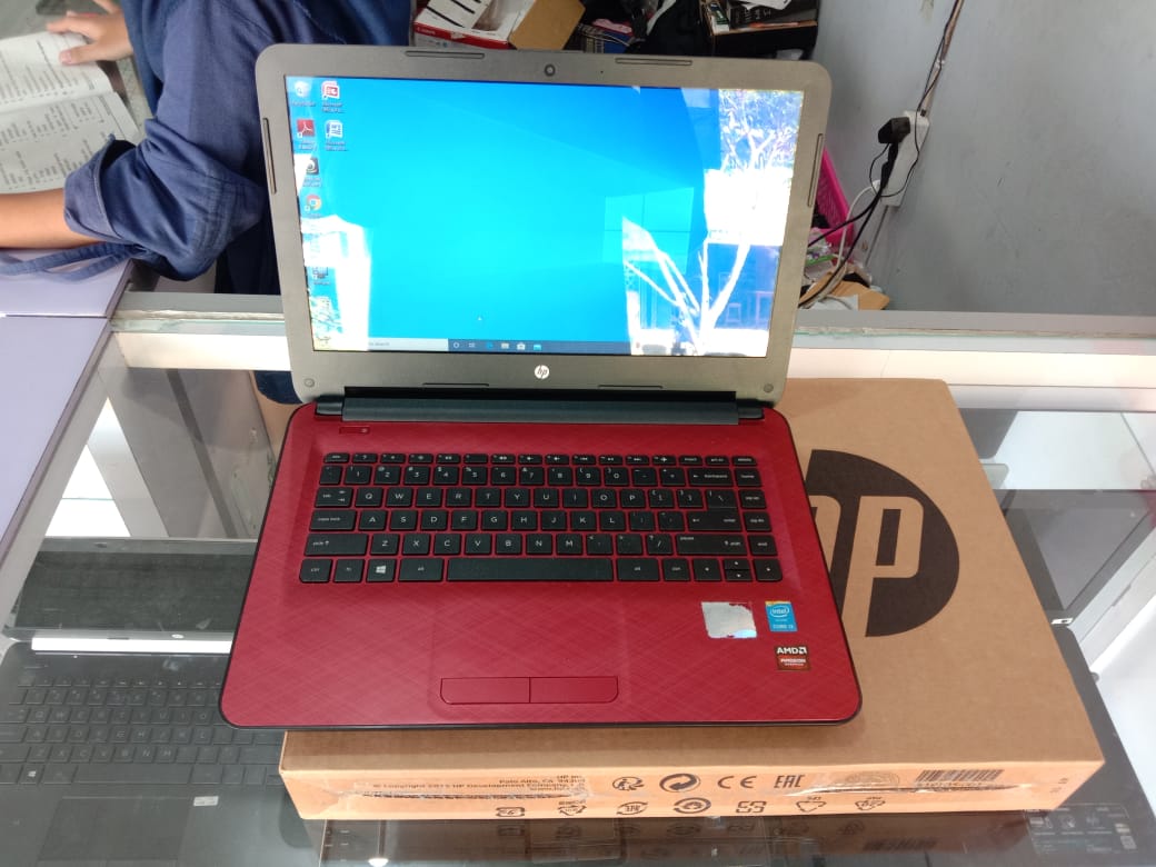 Laptop gaming, HP 14-ac006TX RAM 4 GB | Intel Core i3-4005U | AMD RADEON R5 M330 | HDD 500 GB