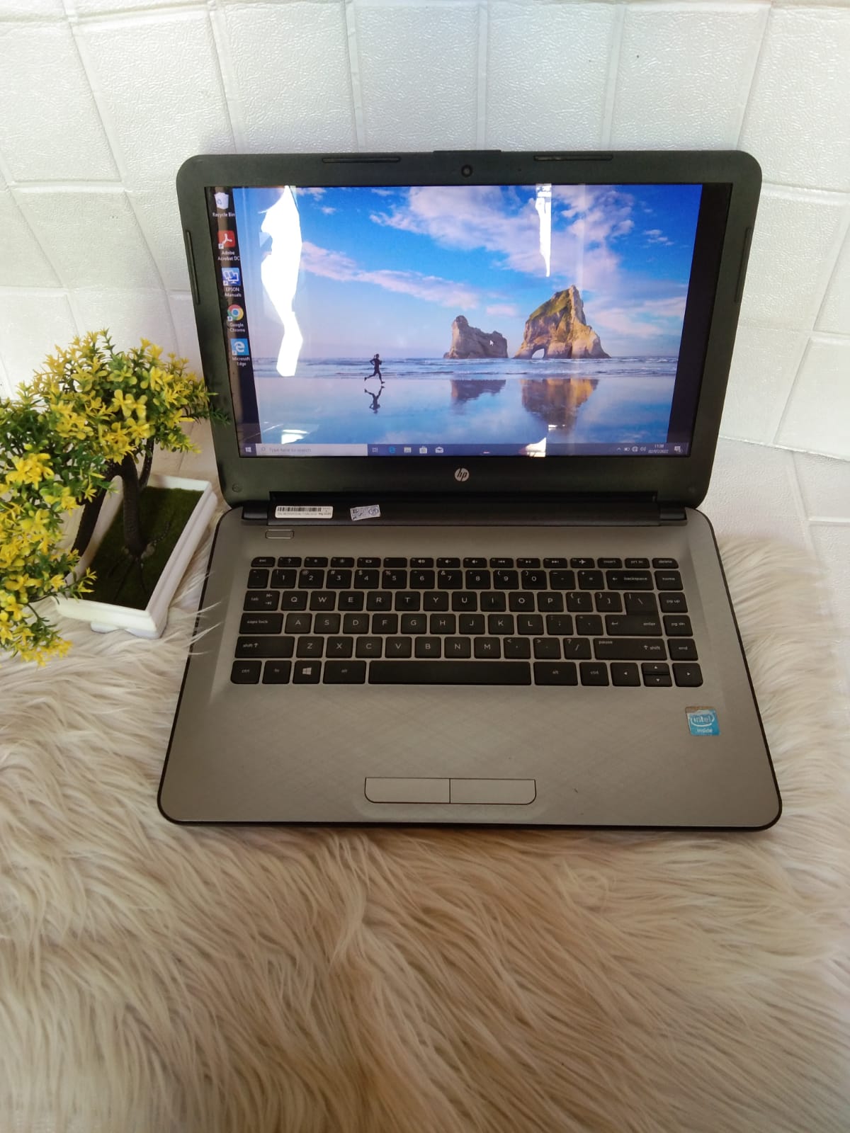 Laptop Hp 14-ac001TU | INTEL N3050 | RAM 4 GB | HDD 500 GB | SSD 128 GB