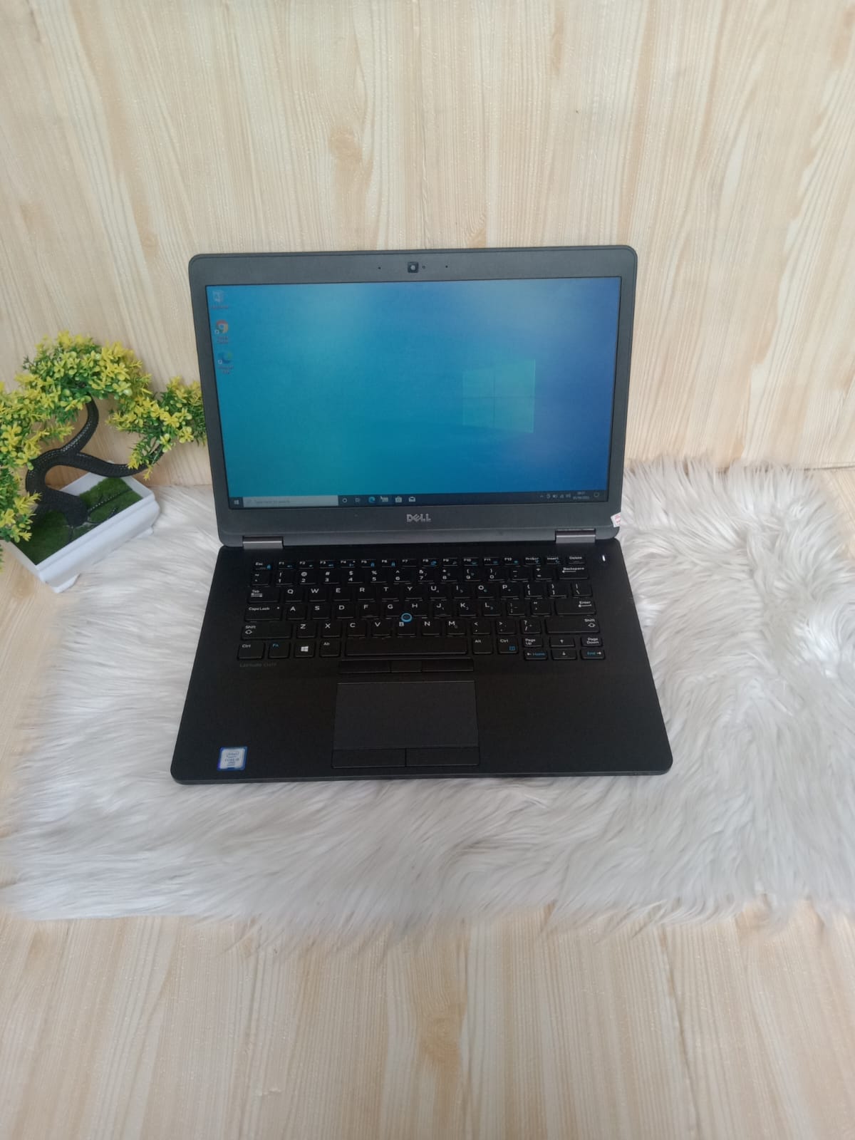 Laptop Dell Latitude E7470 | Intel Core i5 Skylake – 6300U | RAM 8 GB | SSD 256 GB