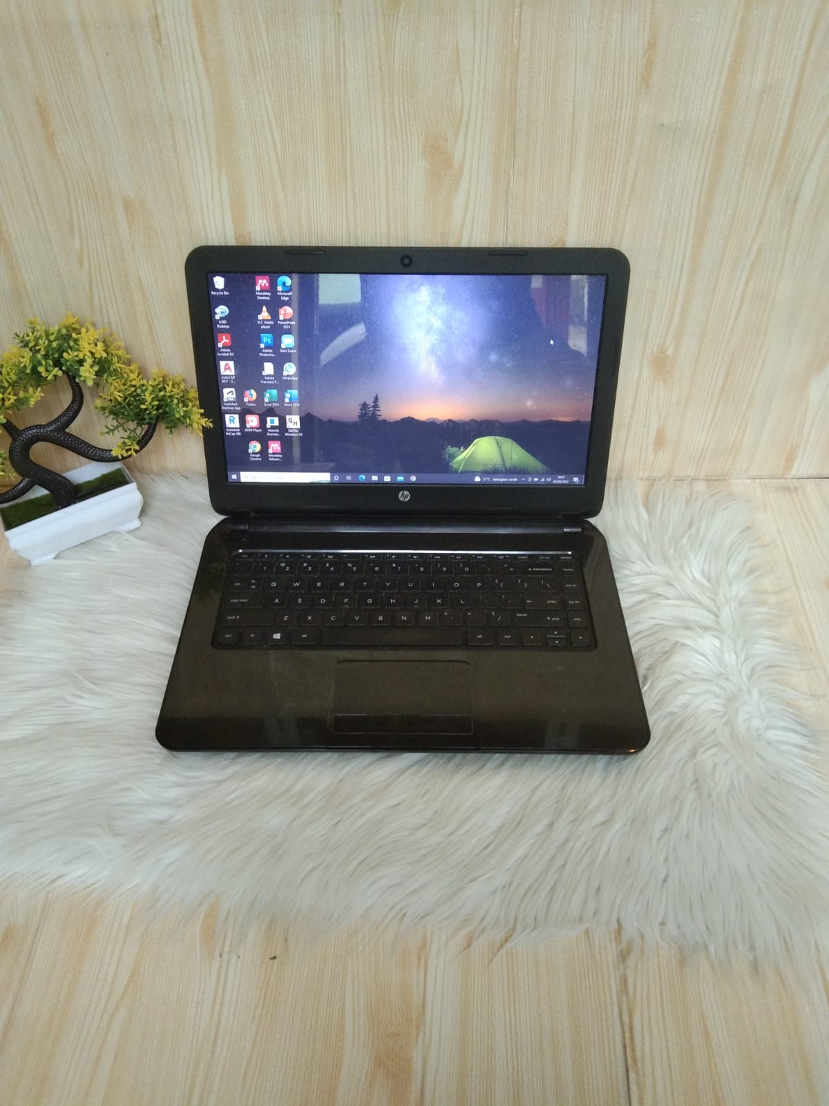 Laptop Hp 14-G102AU | AMD A4 – 5000 | RAM 4 GB | HDD 500 GB | SSD 128 GB