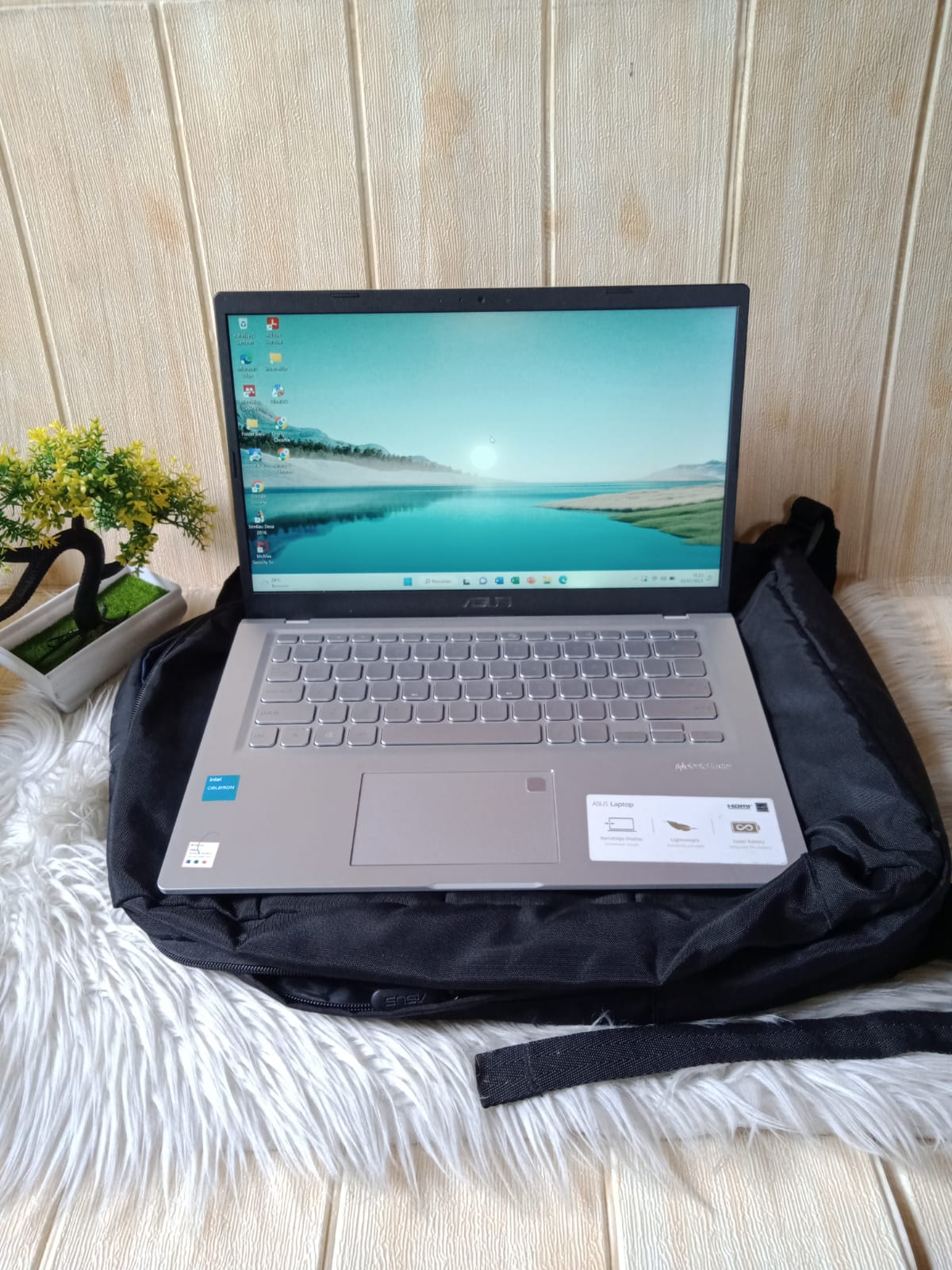 Laptop Mulus, Like New, Fullset, Asus A416K | Intel N4500 | RAM 4 GB | SSD NVME 256 GB | Garansi Pabrik s/d 05 Mei 2024