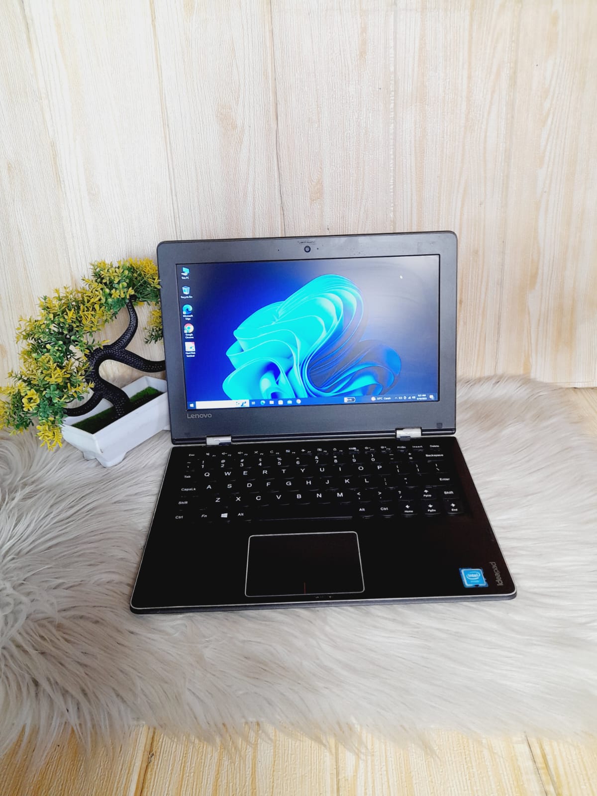 Netbook Lenovo Ideapad 310S-11IAP Stok 2 | INTEL N3350 | RAM 2 GB | SSD 128 GB
