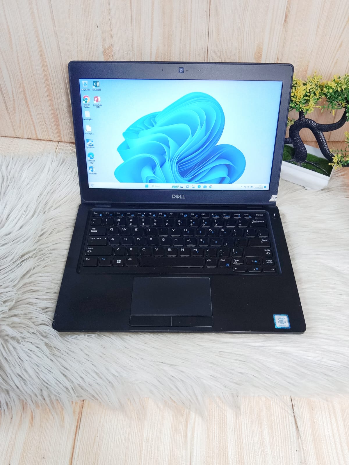Laptop Dell Latitude 5290 | Intel Core i5 Kabylake R – 8350U | RAM 8 GB | SSD 256 GB
