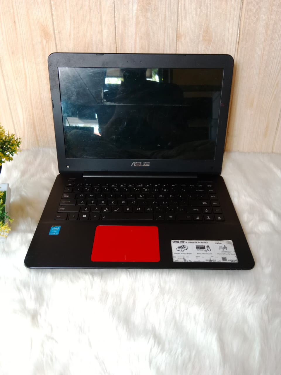 Laptop Asus X455L | Intel Core i3 Haswell – 4030U | RAM 4 GB | HDD 500 GB | SSD 128 GB