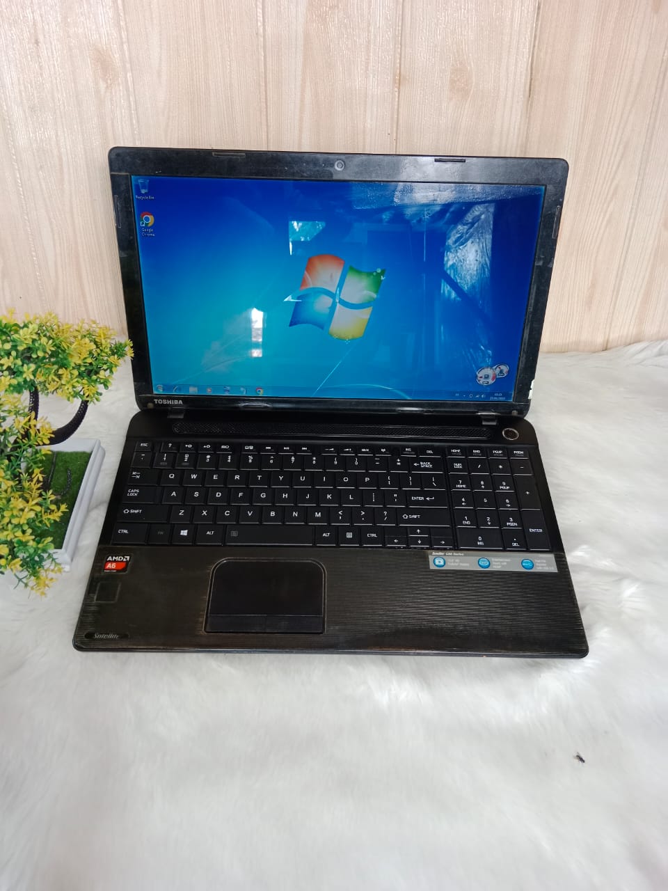 Laptop Toshiba Satellite C55D-A5108 | AMD A6 – 5200 | RAM 4 GB | HDD 750 GB