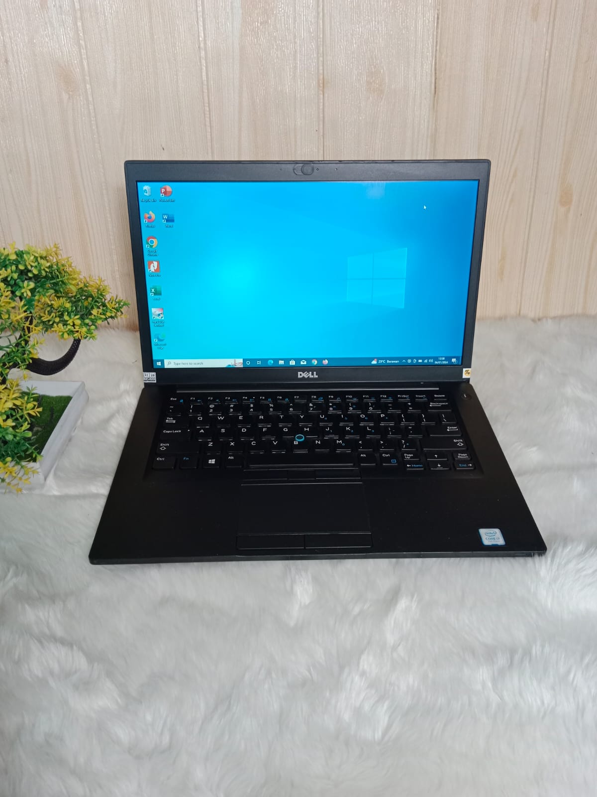 Laptop Dell Latitude 7480| Intel Core i7 Kabylake – 7600U | RAM 8 GB | SSD 256 GB