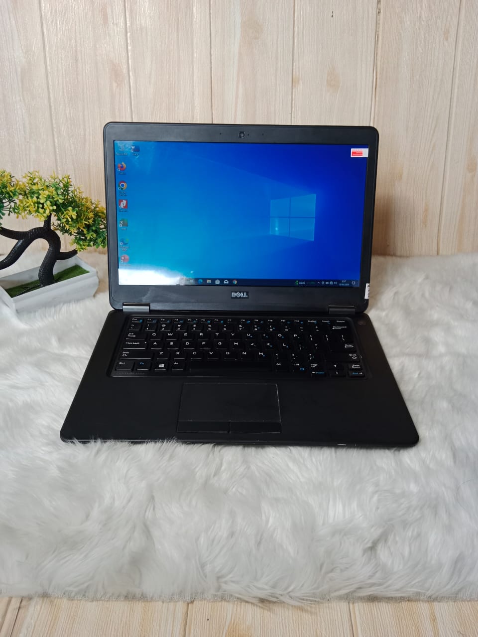 Laptop Dell Latitude E7450 | Intel Core i5 Broadwell – 5300U | RAM 8 GB | SSD 256 GB