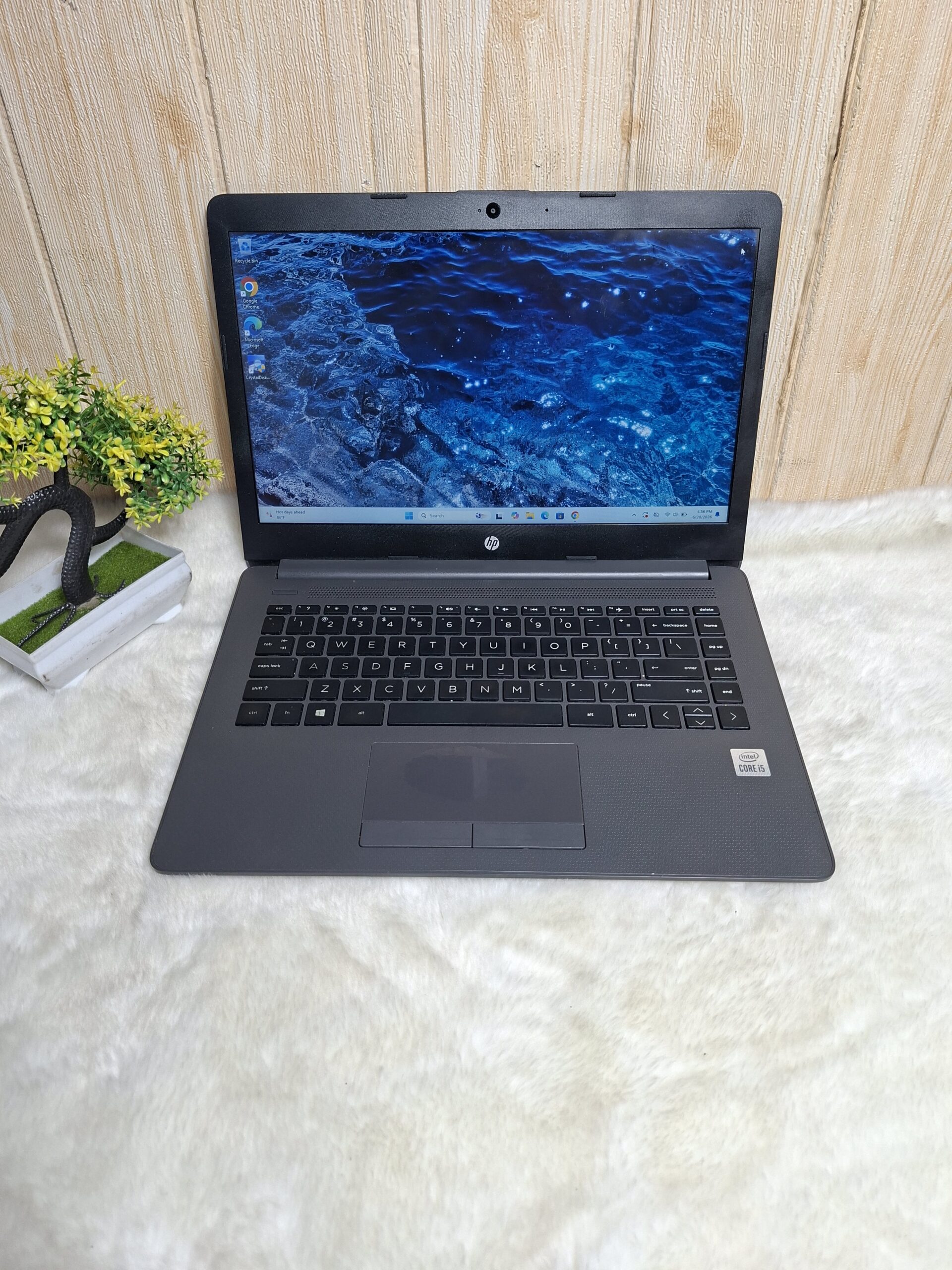 Laptop Hp 240 G6 | Intel Core i7 Kabylake – 7500U | AMD RADEON R5 M330 | RAM 8 GB | SSD 512 GB | HDD 500 GB