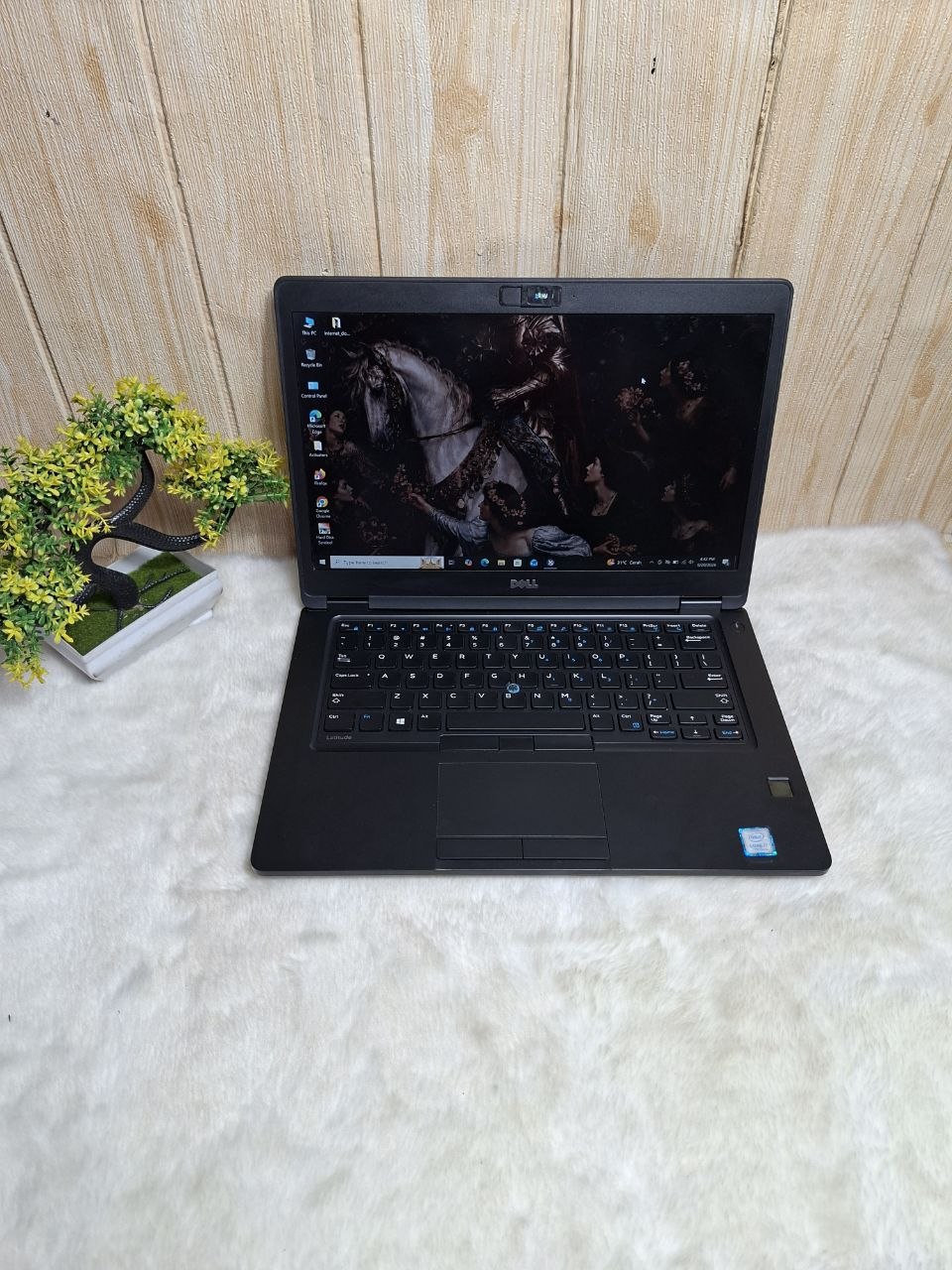Laptop Dell Latitude 5480 | Intel Core i7 Kabylake – 7600U | RAM 8 GB | SSD 480 GB | NVIDIA GeForce 930MX | BACKLIT